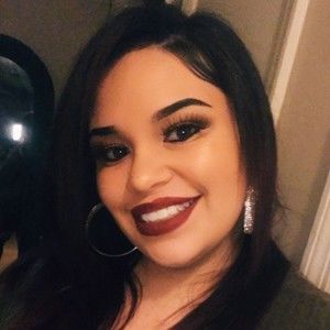 Meet your Posher, Alejandra